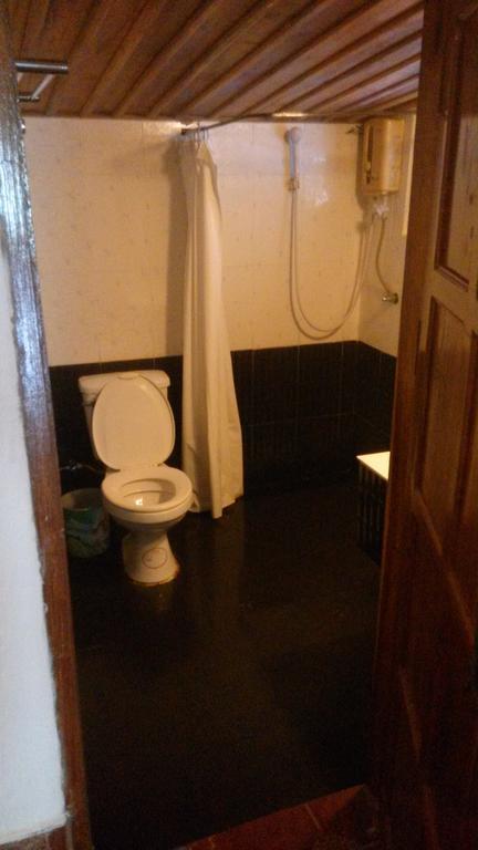 Phousi Guesthouse 2 หลวงพระบาง ภายนอก รูปภาพ